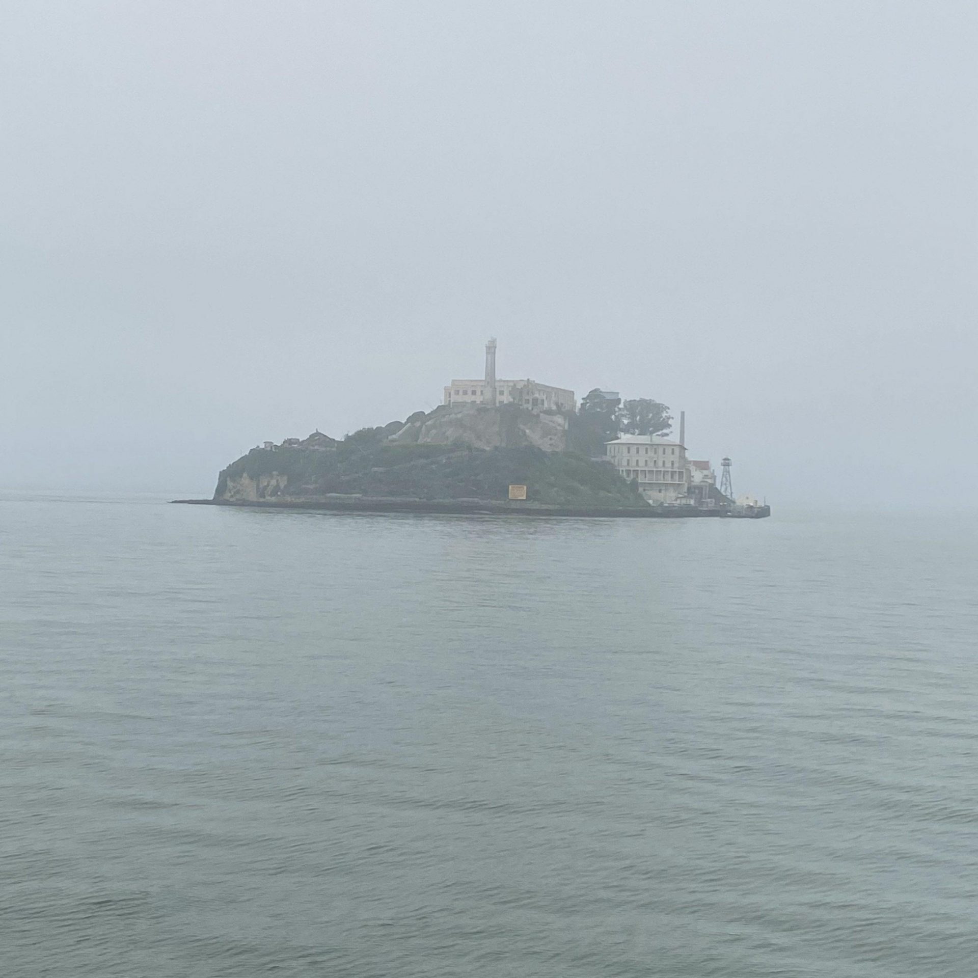 La prisión de Alcatraz en la bahía e San Francisco