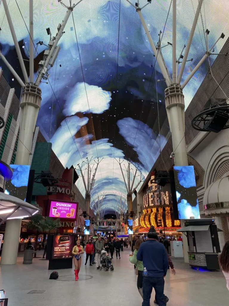 Fremont Street, la calle más característica de Downtown Las Vegas