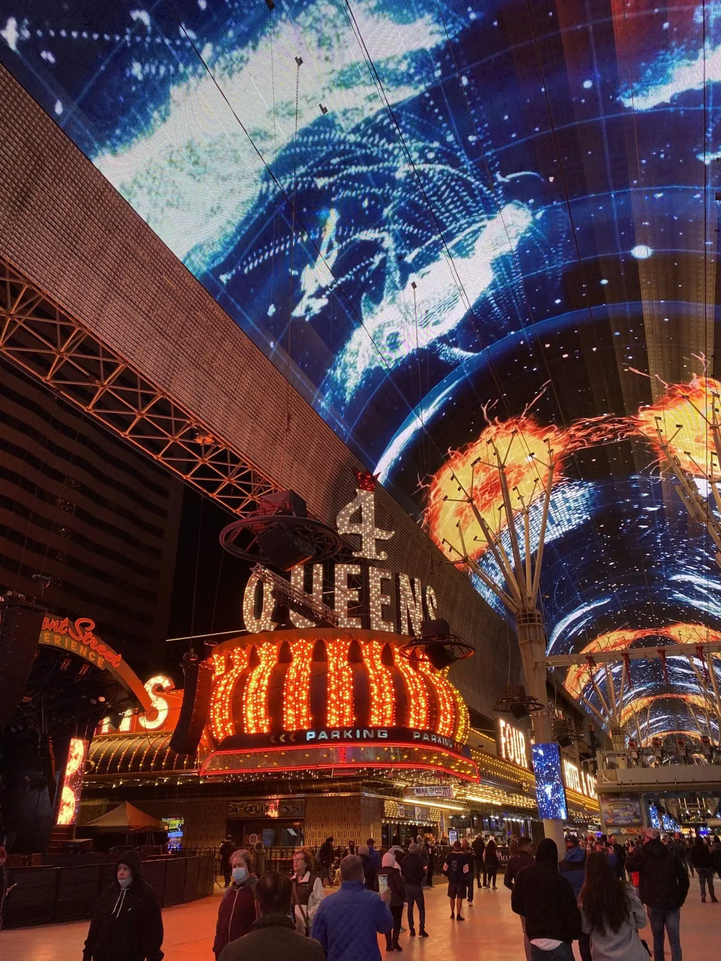 Freemont Street es el Las Vegas más loco