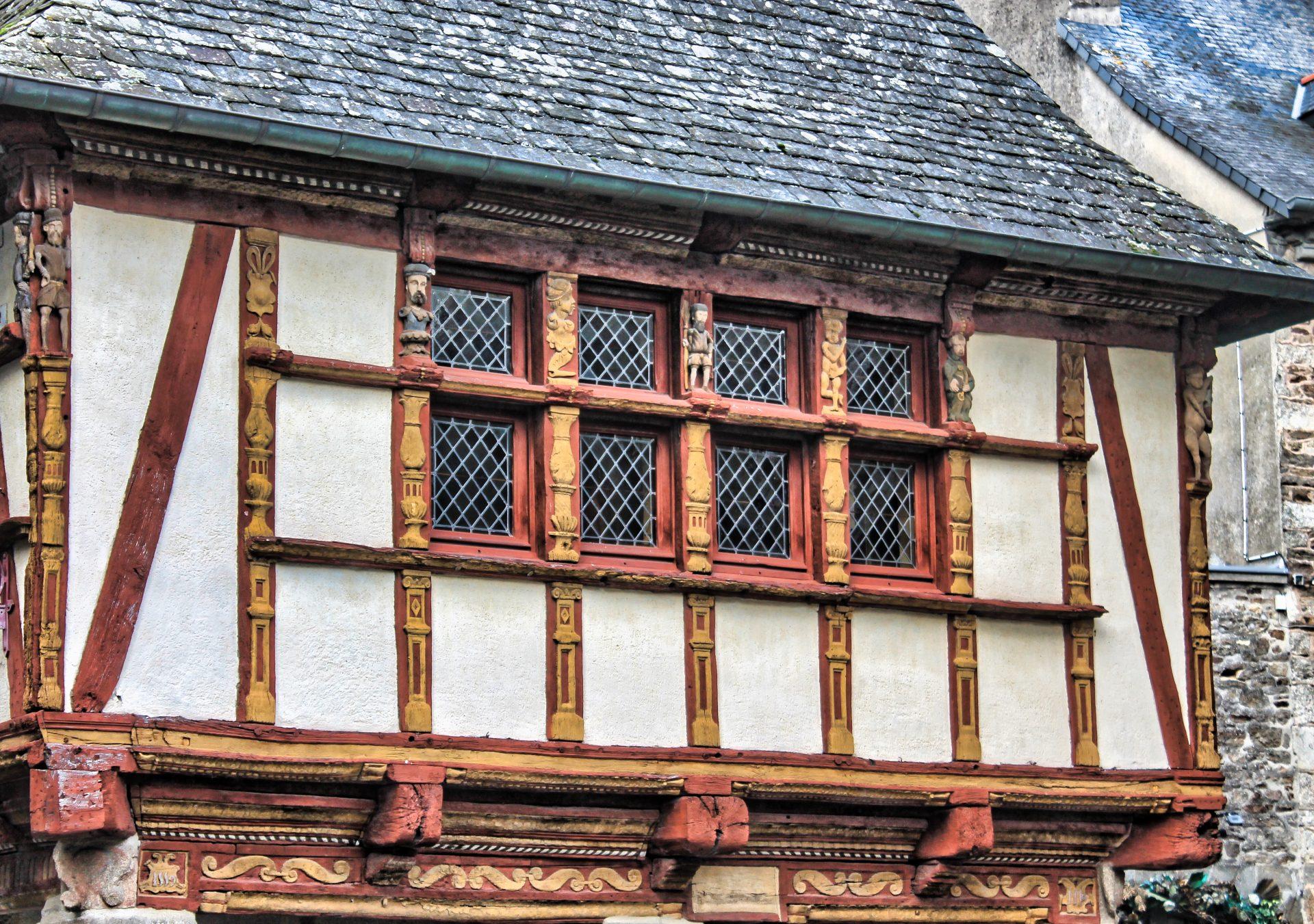 Fachada-Maison-de-la-harpe