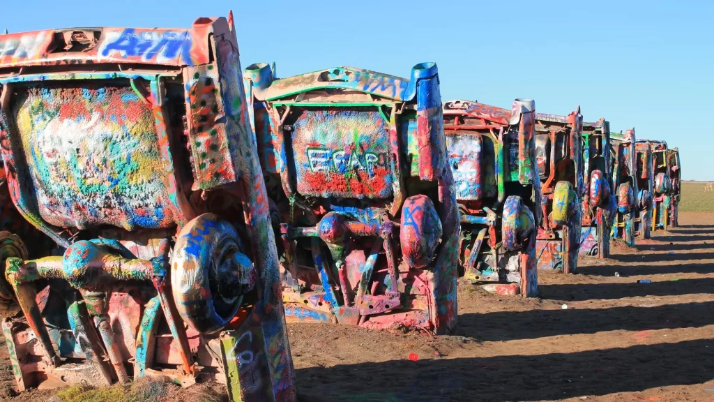 Cadillac Ranch en la Ruta 66, Texas, con coches grafiteados