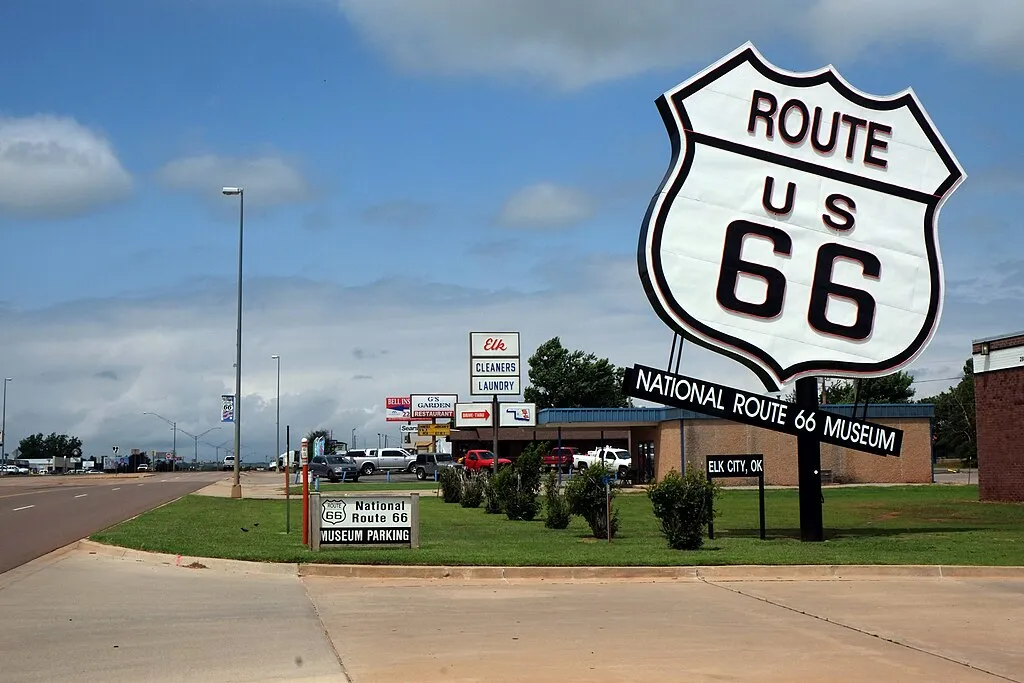 Cartel del National Route 66 Museum en Elk City, Oklahoma