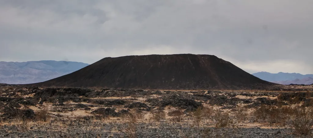 Amboy Crater, el impresionante volcán extinto en la Ruta 66
