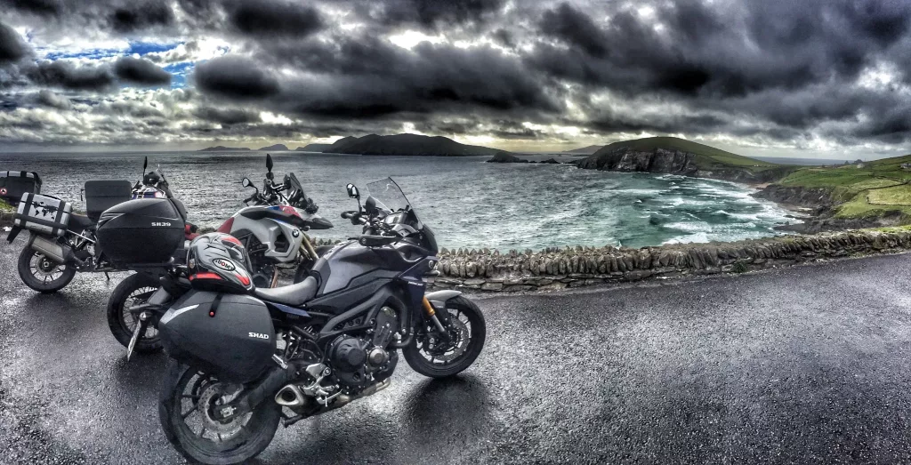 Ruta en moto por la costa de Irlanda en el Wild Atlantic Way
