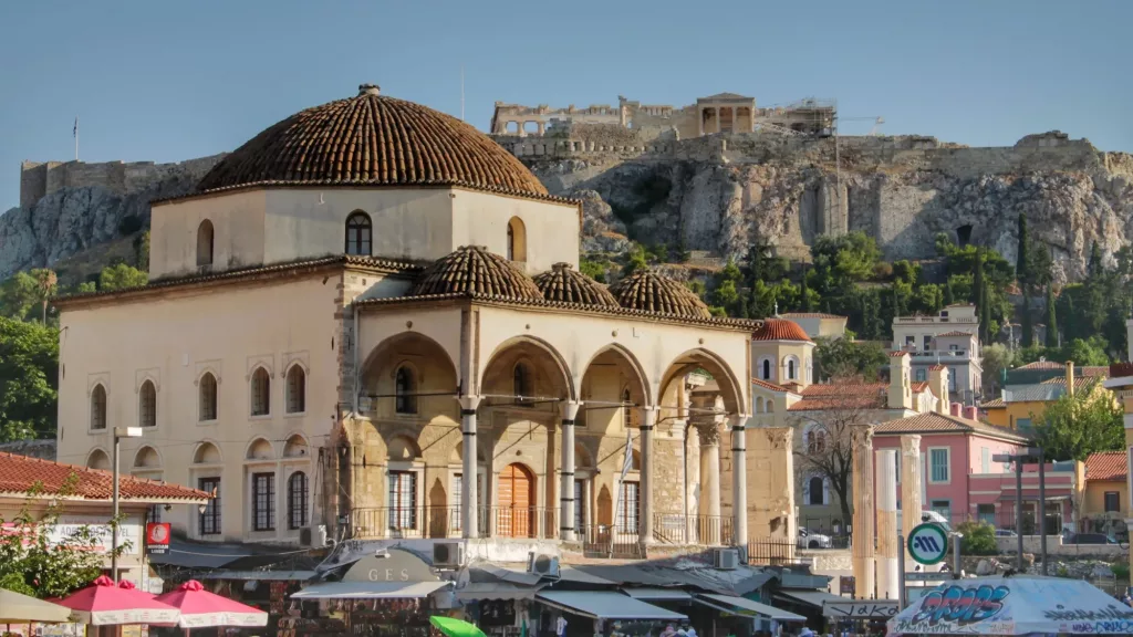 Atardecer en Monastiraki con la Acrópolis de Atenas de fondo