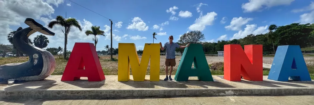 Letras de Samaná en República Dominicana con Kiko, el yayo viajero de Two on Trip